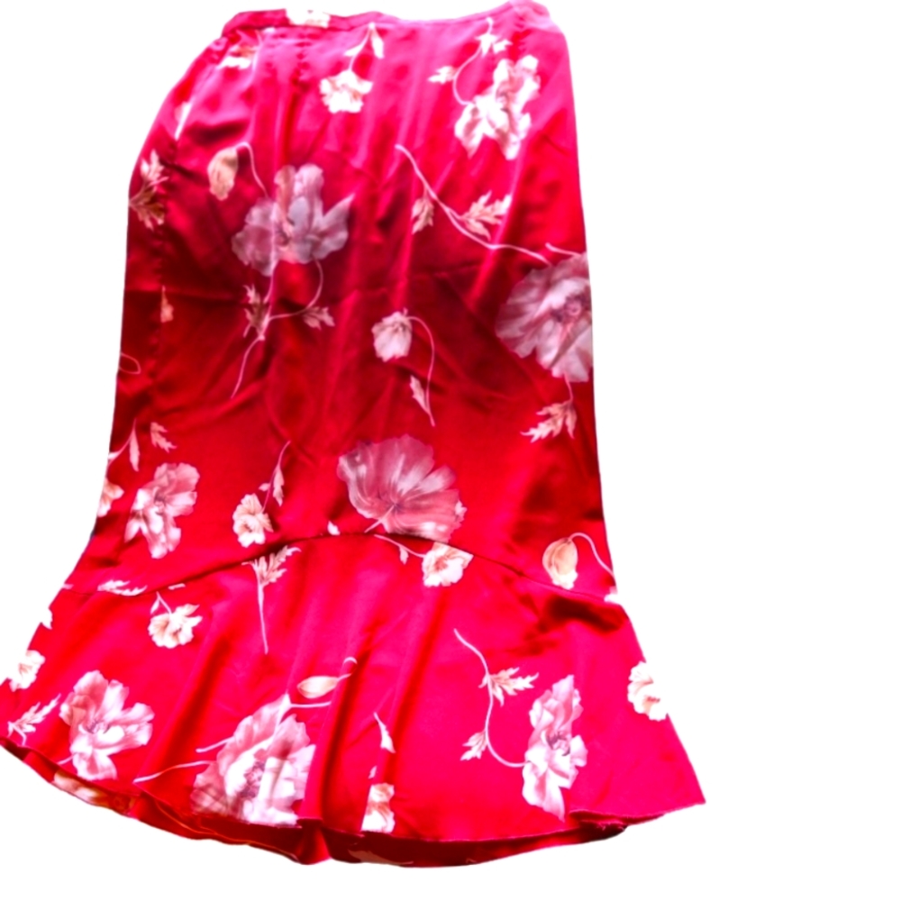 **Bundle 3 for $12** Norton McNaughton Vintage Red/Beige Midi Skirt Size L